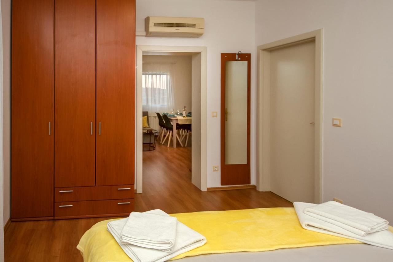 Apartments4You ヴォディツェ エクステリア 写真