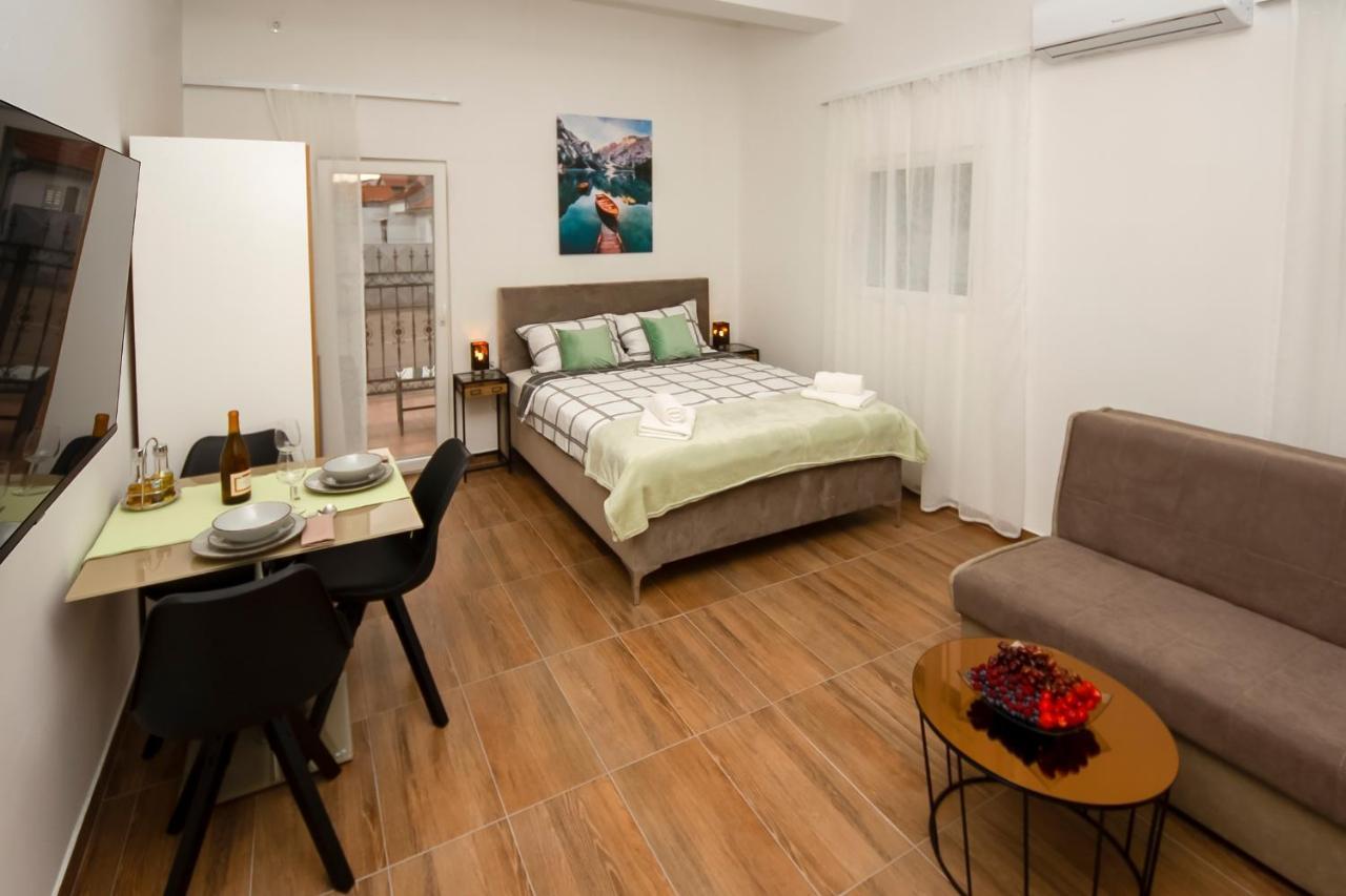 Apartments4You ヴォディツェ エクステリア 写真